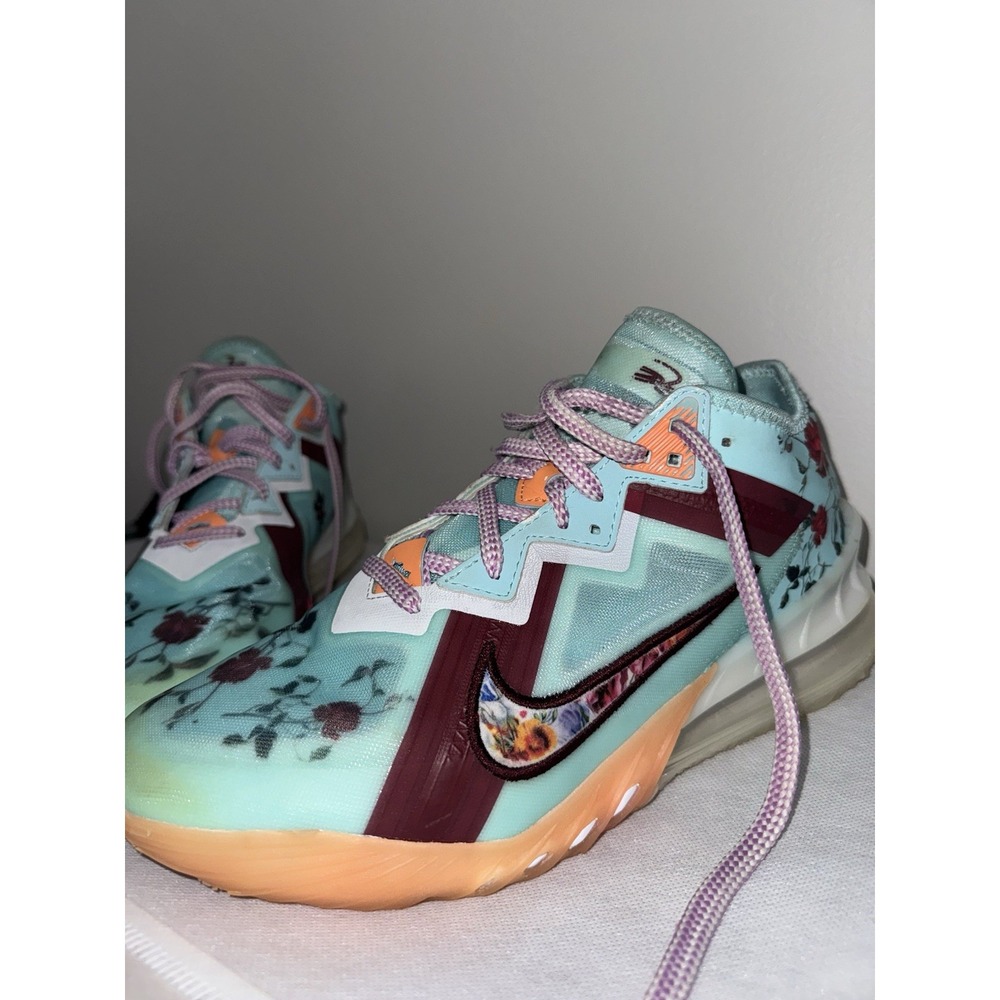 Nike LeBron 19 Low Floral Mint Red Basketball Shoes Size 9.5 No Box - Picture 4 of 8